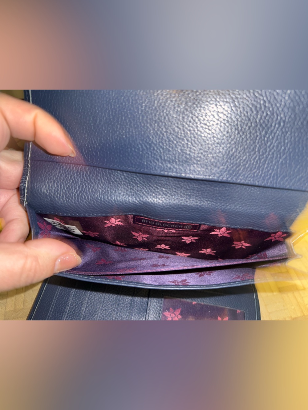 Anuschka Anna Black Floral Hand-Painted Leather Wallet with Multicolor Motif NWT - Picture 5 of 10